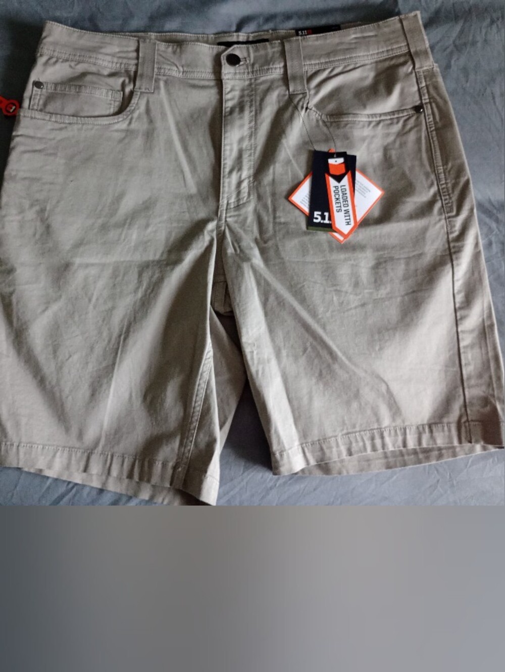 5.11 Tactical Men's Khaki Flat Front Shorts NWT Size 34